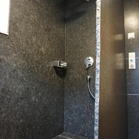 Edinger Apartment